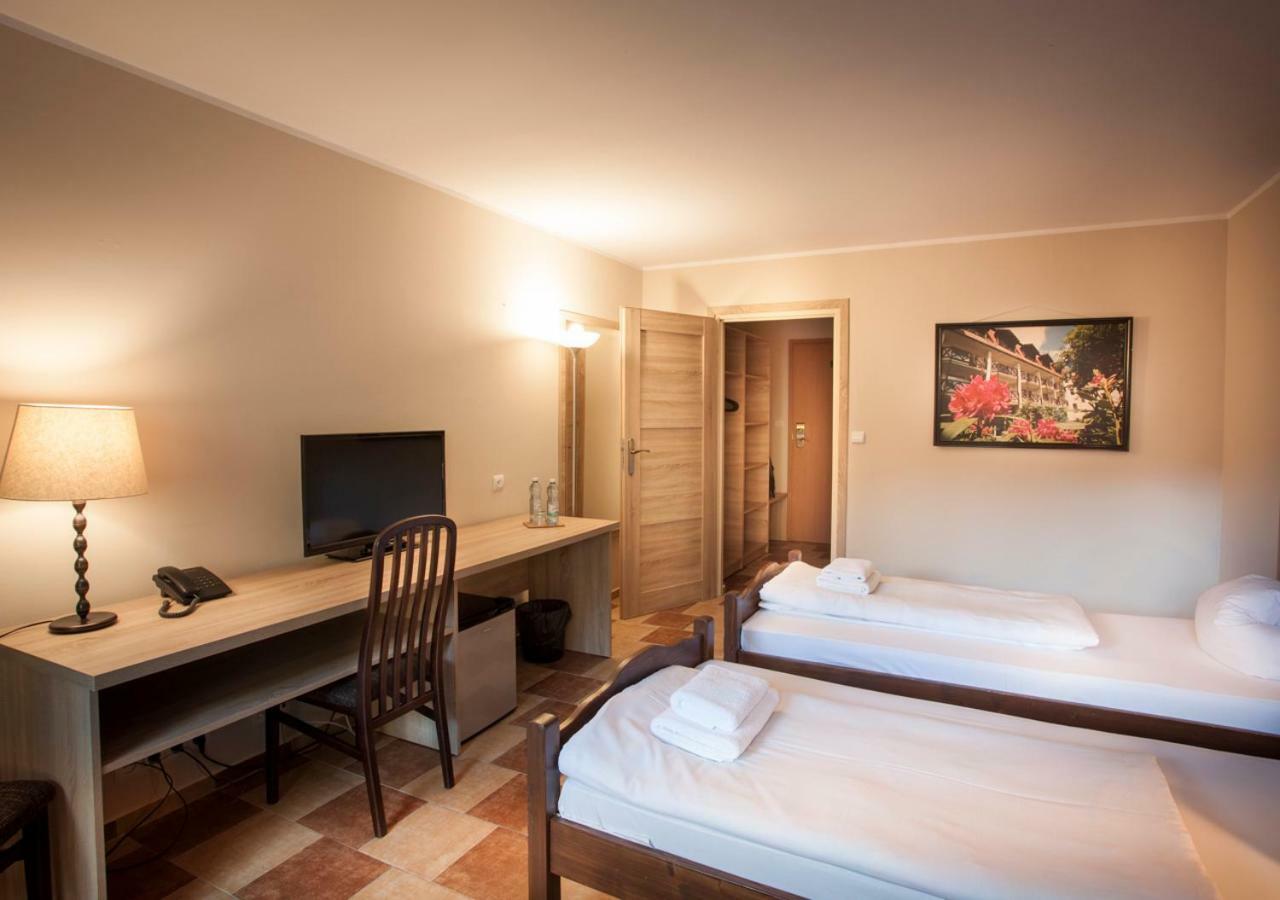 Hotel Las Piechowice Buitenkant foto